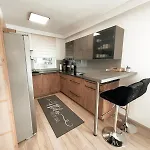 Modern Maisonette With Big Garden In Daire