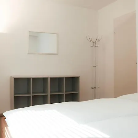 Modern Maisonette With Big Garden In *