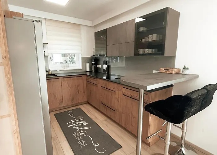 Modern Maisonette With Big Garden In Apartment