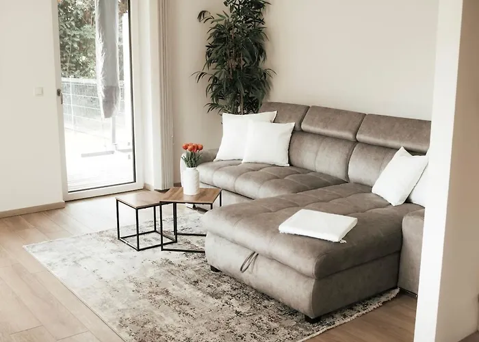 Modern Maisonette With Big Garden In Appartamento Graz