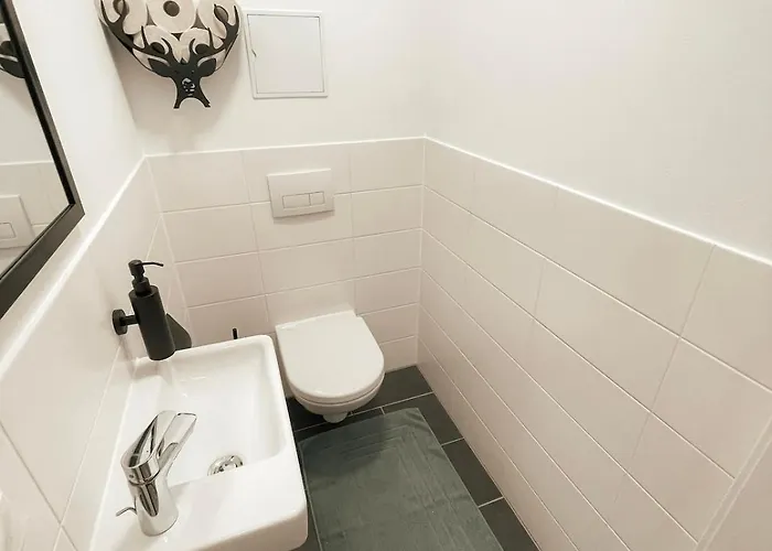 Modern Maisonette With Big Garden In *