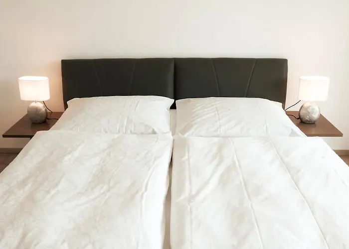 Appartamento Modern Maisonette With Big Garden In