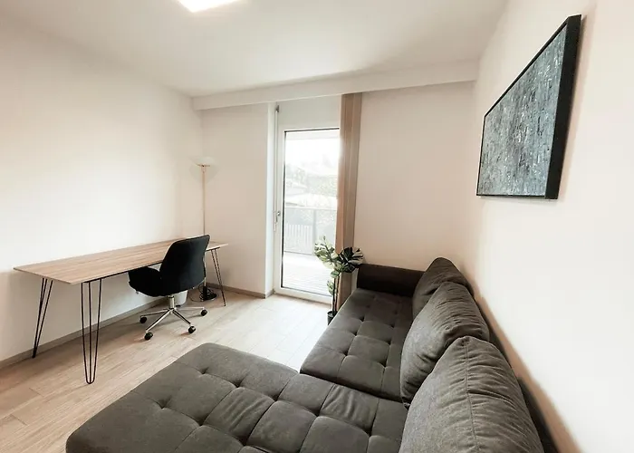 Modern Maisonette With Big Garden In Appartamento